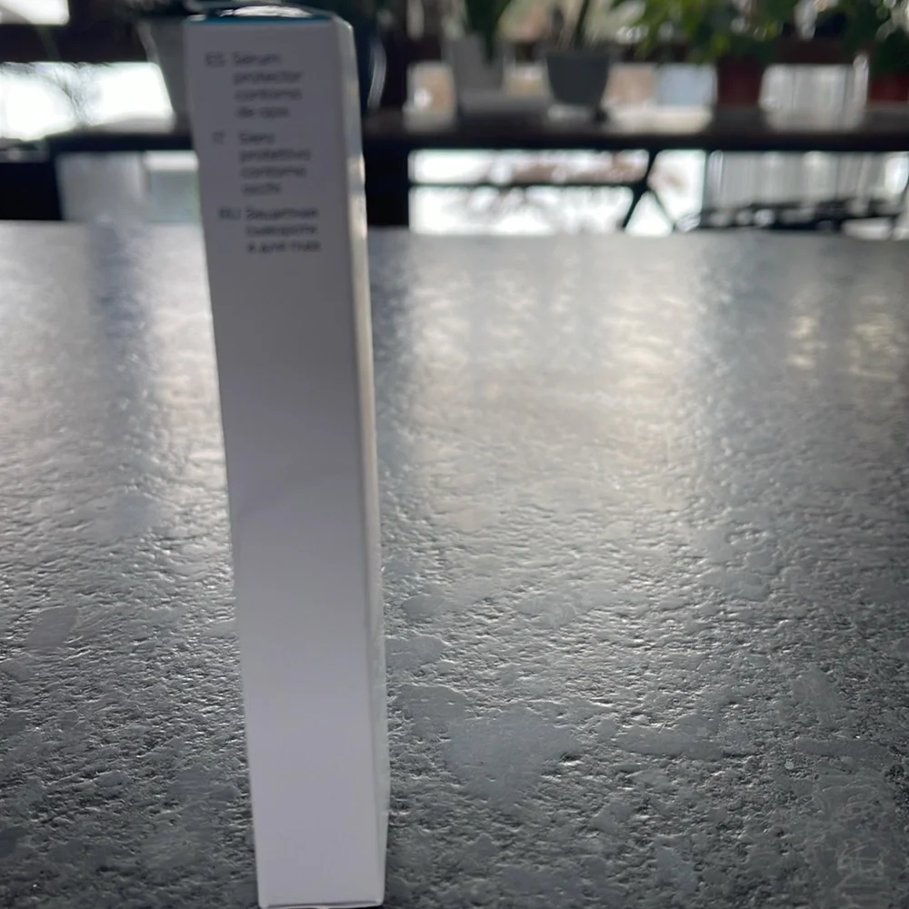 QMS Epigen Depuff Eye Serum - White